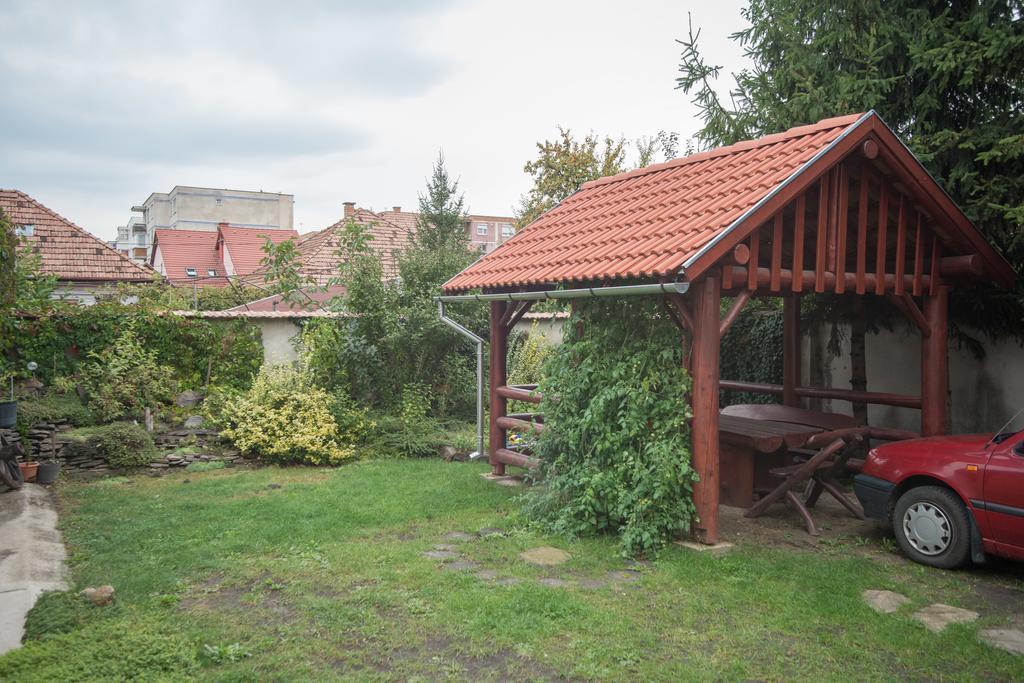 Beluci Panzio Hotel Odorheiu Secuiesc Buitenkant foto